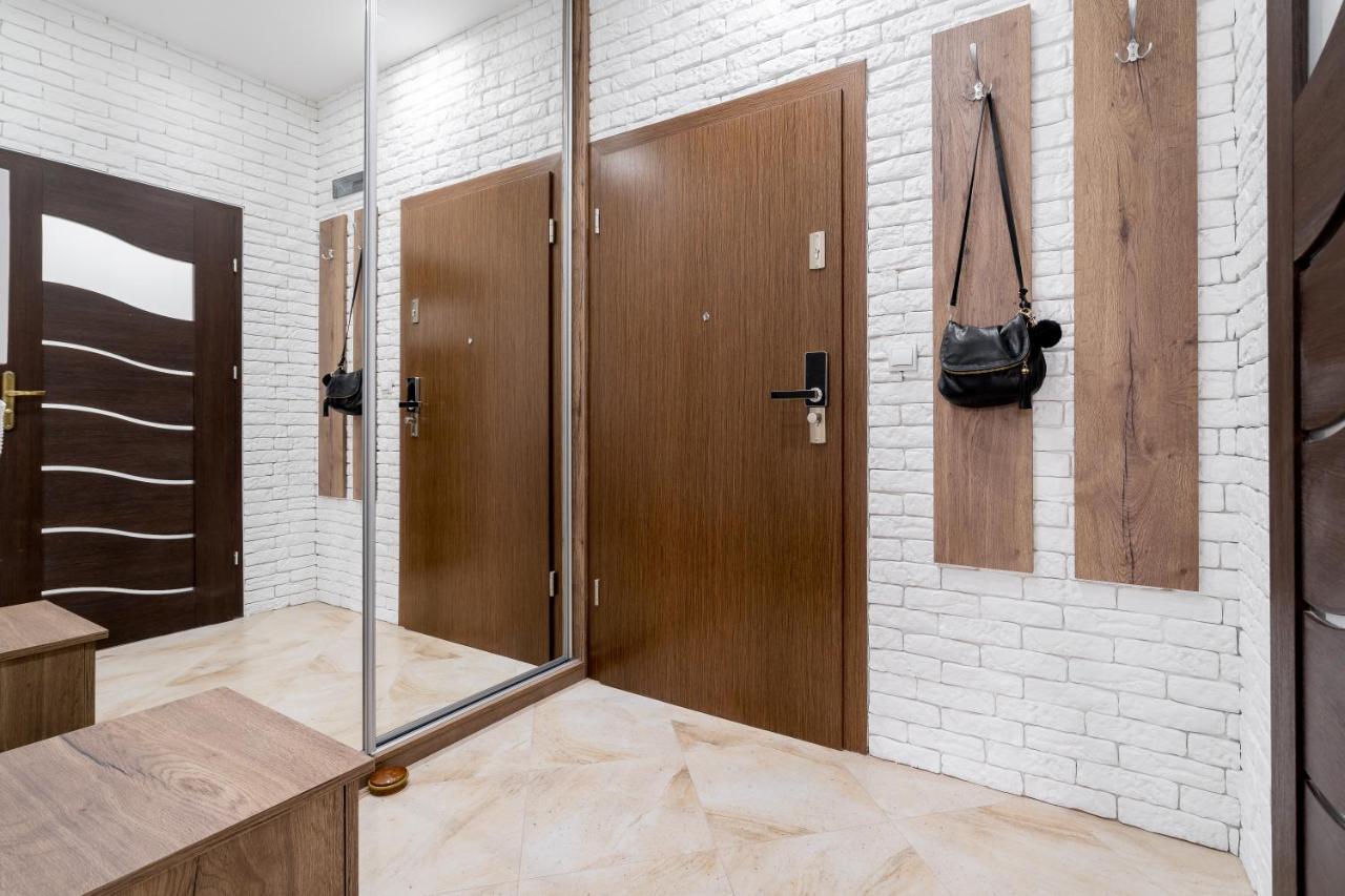 Apartament G11 Z Miejscem Parkingowym Torun Exterior photo